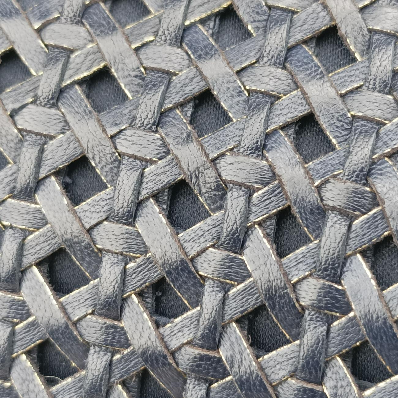 Pre-owned Chanel BOY CHANEL Blue leather A90181 shoulderbag | stylenewstar