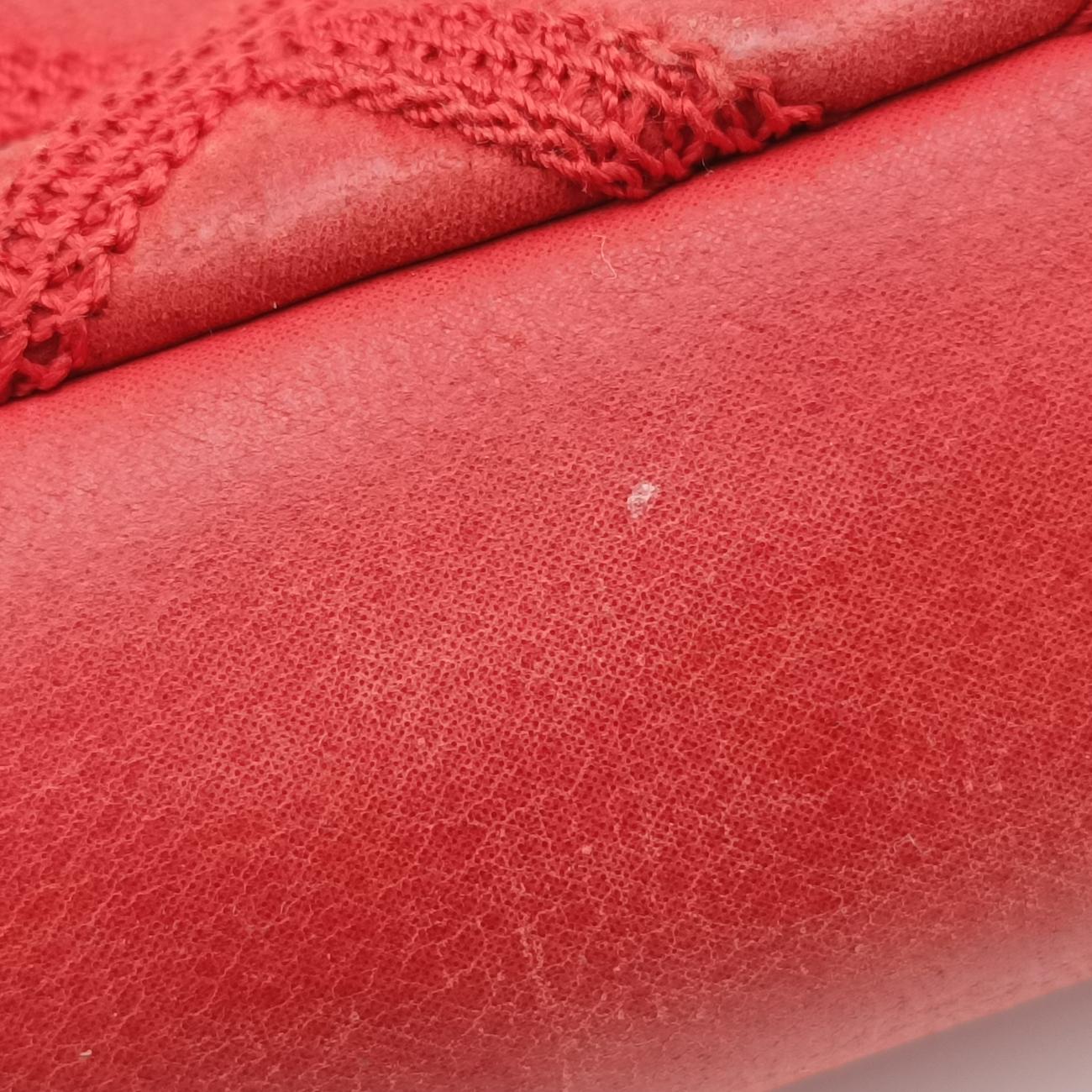 Pre-owned Chanel Matelasse Red Iridescent Calfskin A67732 shoulderbag | stylenewstar