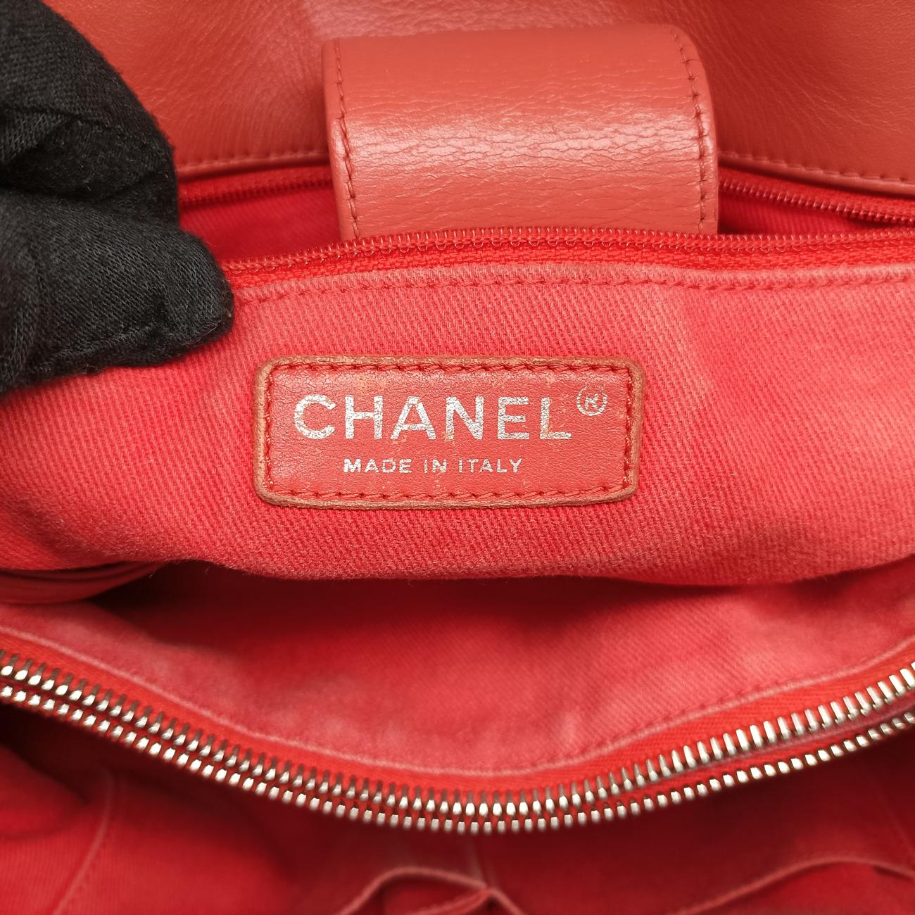 Vintage Chanel Up in the Air Perforated French Riviera Orange Leather A67654 shoulderbag | stylenewstar