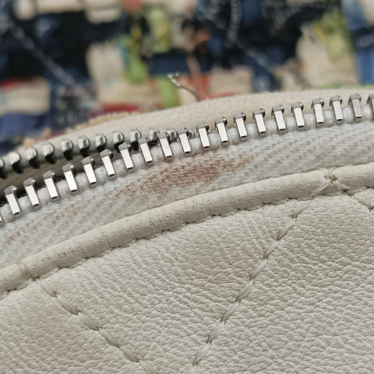 Pre-owned Chanel Waist White×Multicolour Tweed x Lambskin A93842 shoulderbag | stylenewstar