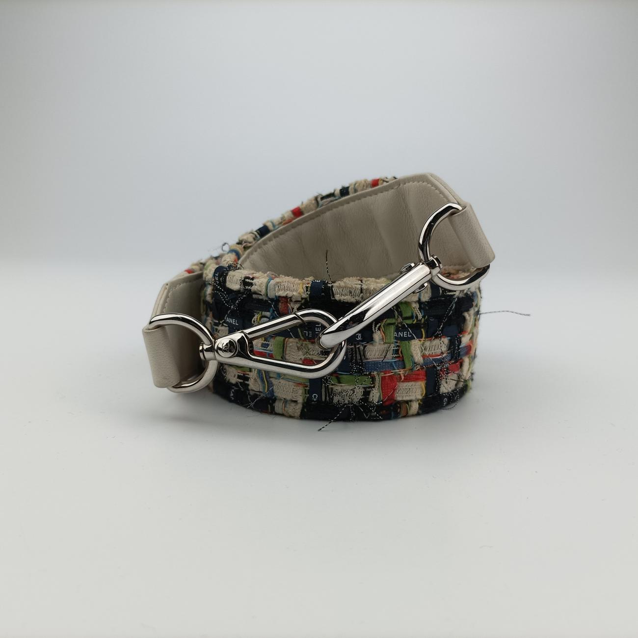 Pre-owned Chanel Waist White×Multicolour Tweed x Lambskin A93842 shoulderbag | stylenewstar