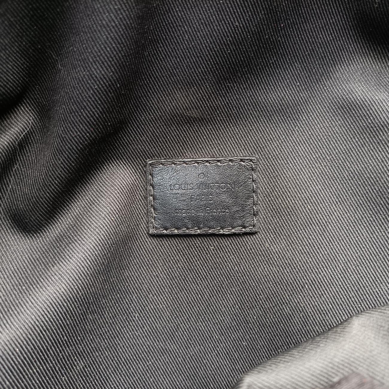 Pre-owned Louis Vuitton Discovery Black x multicolor Monogram Galaxy M44444 bum bag/waist bag | stylenewstar