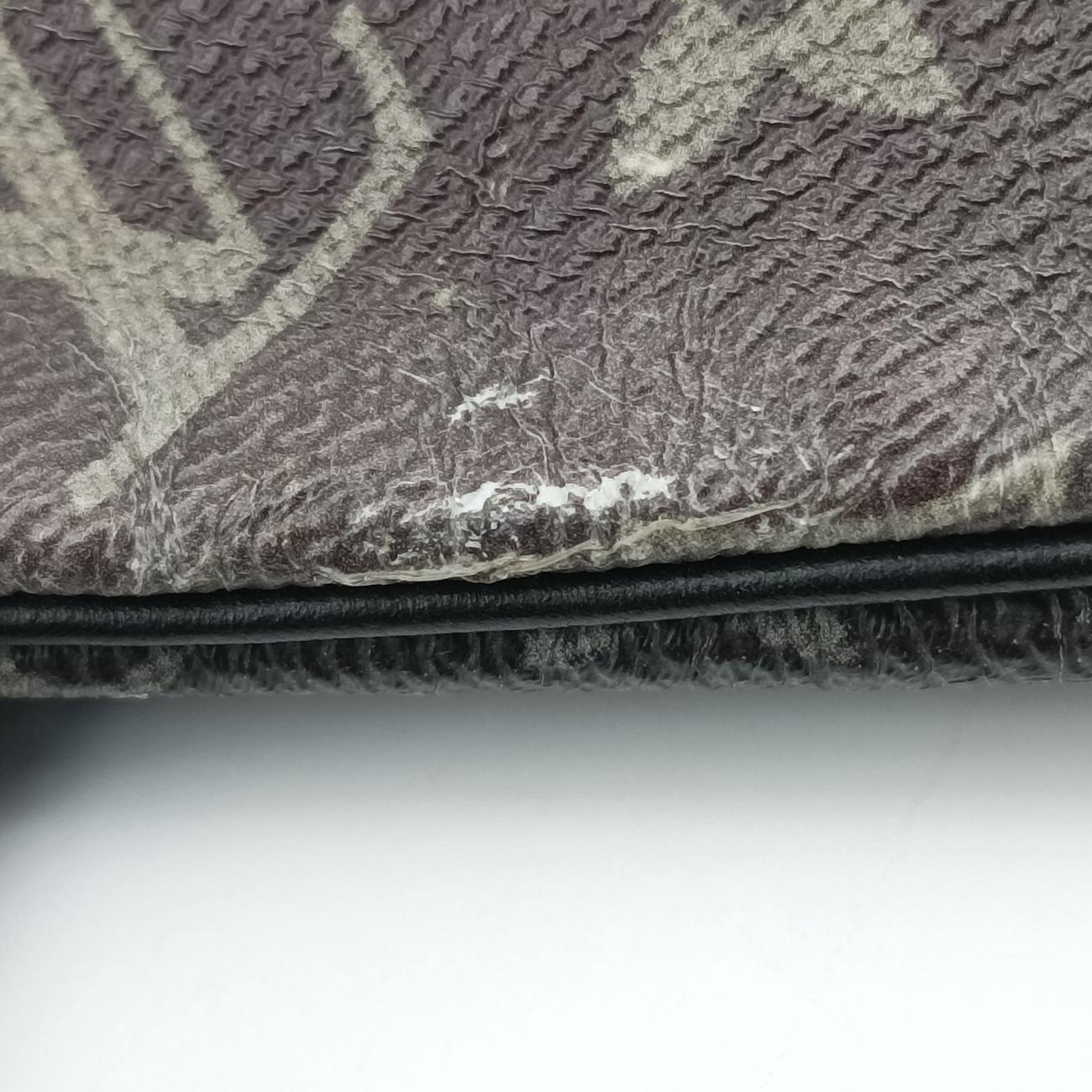 Pre-owned Louis Vuitton Discovery Black x multicolor Monogram Galaxy M44444 bum bag/waist bag | stylenewstar