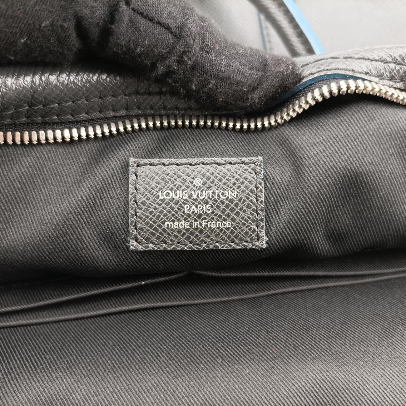 Pre-owned Louis Vuitton Khuman Gate PM Ardoise Taiga M30638 shoulderbag | stylenewstar