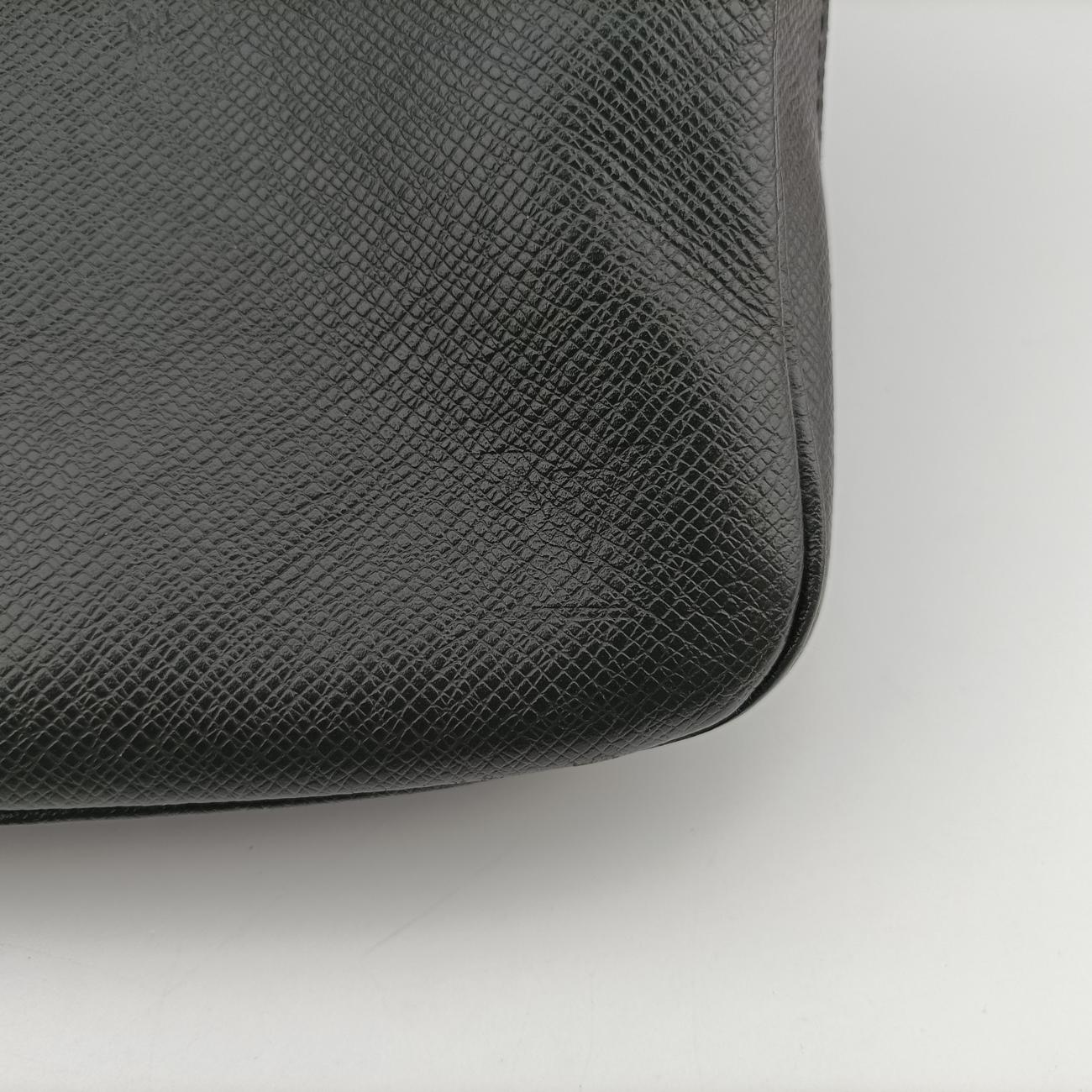 Pre-owned Louis Vuitton Khuman Gate PM Ardoise Taiga M30638 shoulderbag | stylenewstar