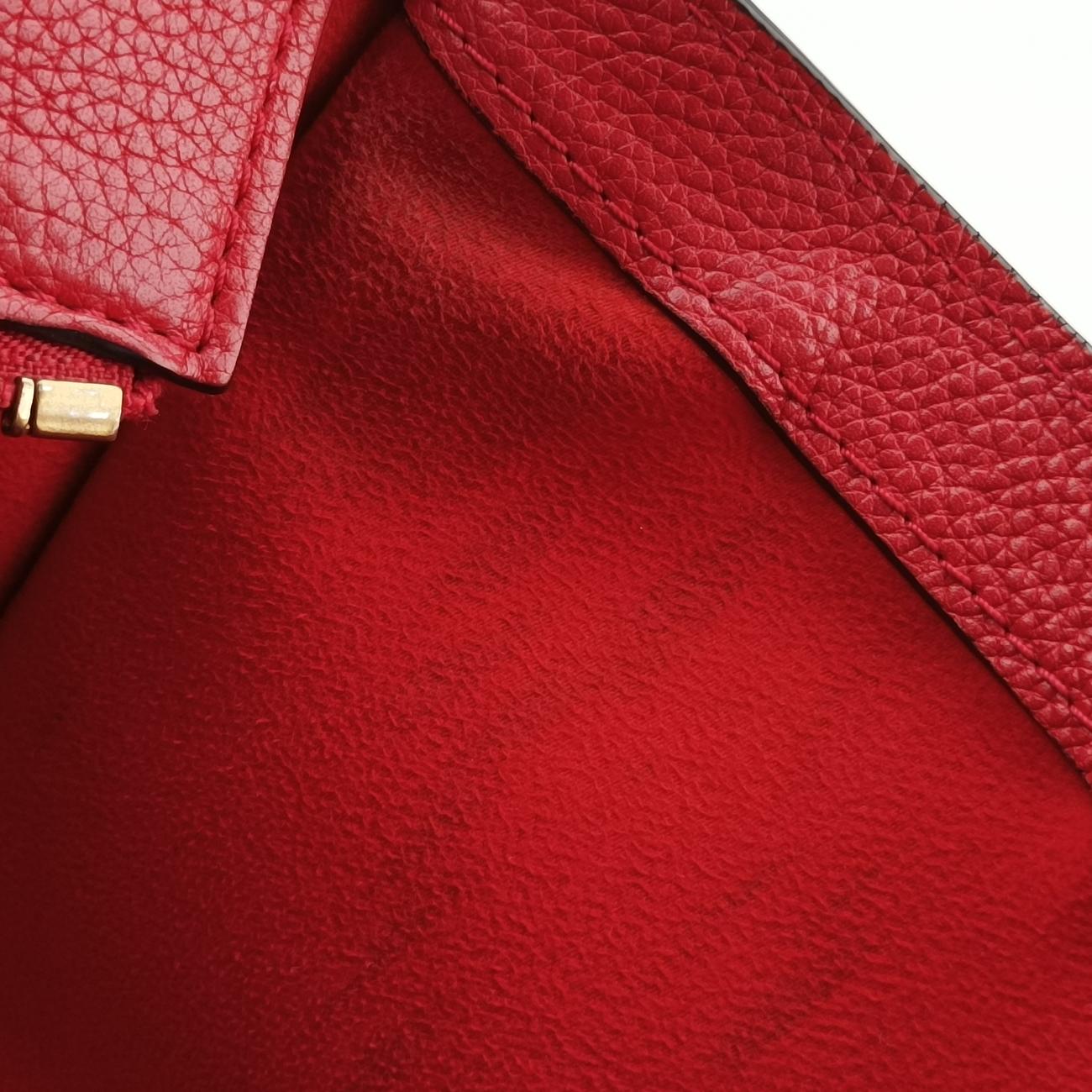 Pre-owned Celine Luggage Micro shopper Red Leather  handbag | stylenewstar