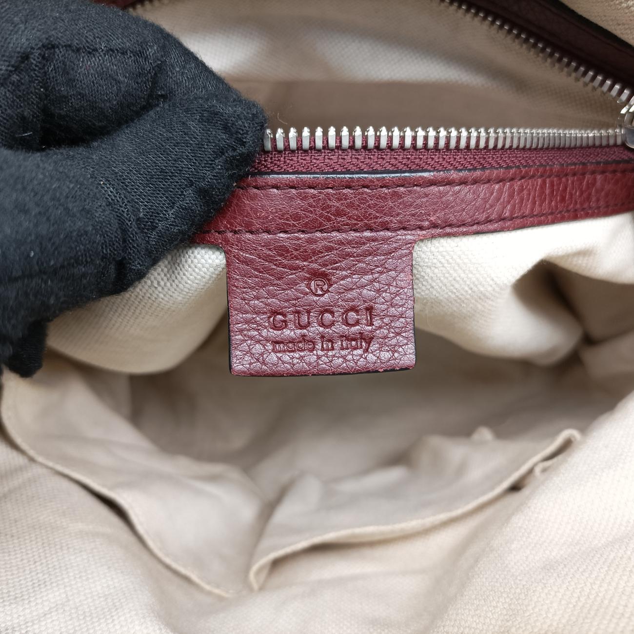 Secondhand Gucci Interlocking G Logo Soho Messenger Burgundy Leather 322059 shoulderbag | stylenewstar