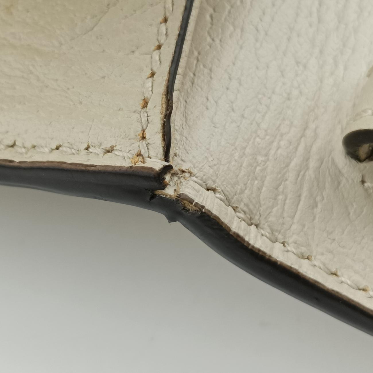 Pre-owned Gucci Sylvie White x Navy x Red Leather 470270 shoulderbag | stylenewstar