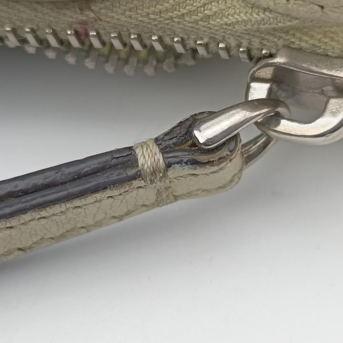 Pre-owned Fendi By The Way Bordeaux × Black Leather 8BL124 shoulderbag | stylenewstar