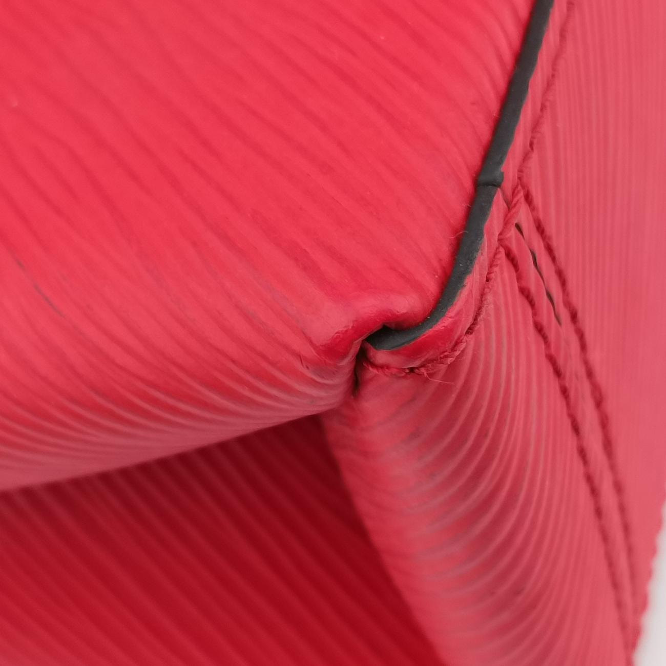 Pre-owned Louis Vuitton Locky BB Red Epi M53239 shoulderbag | stylenewstar