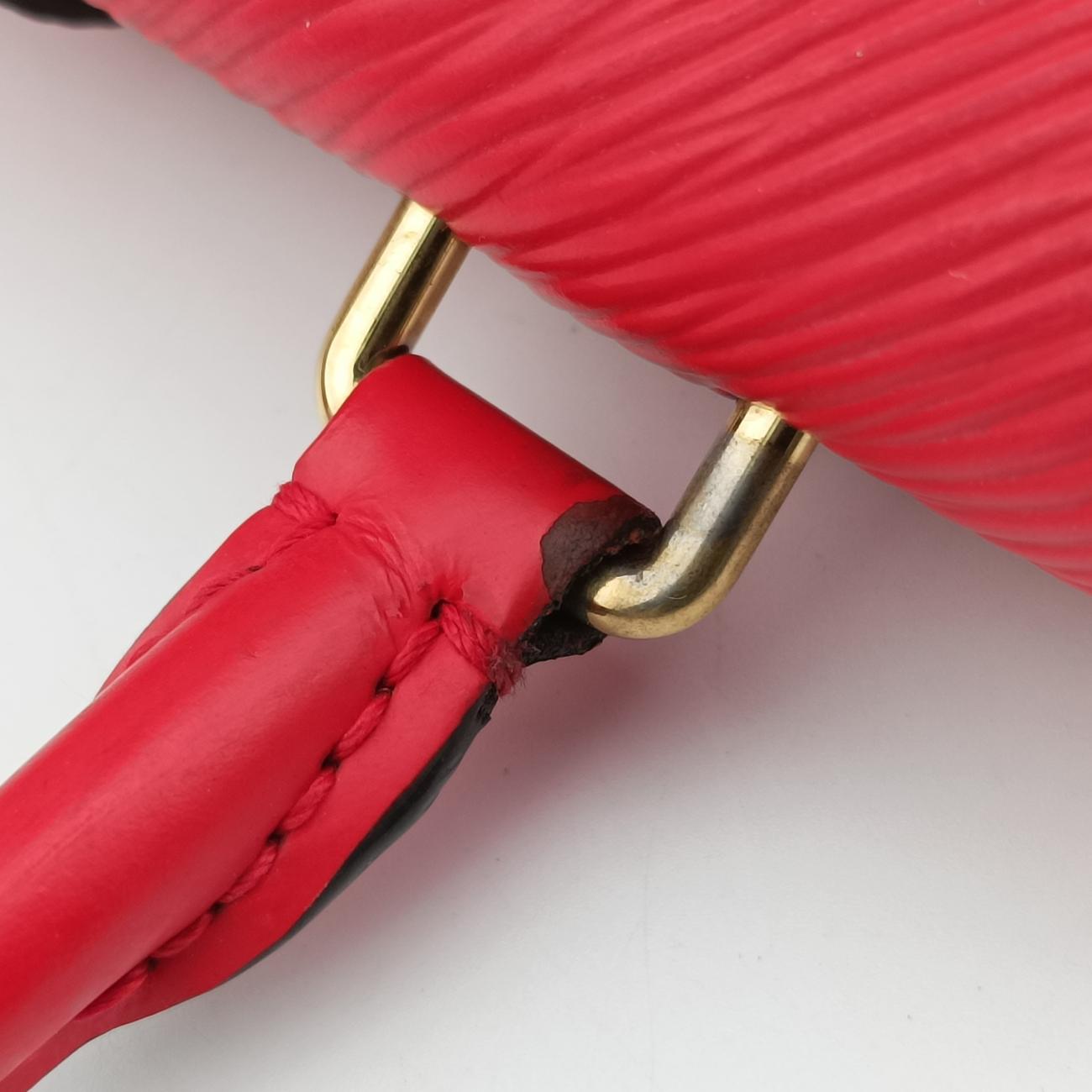 Pre-owned Louis Vuitton Locky BB Red Epi M53239 shoulderbag | stylenewstar