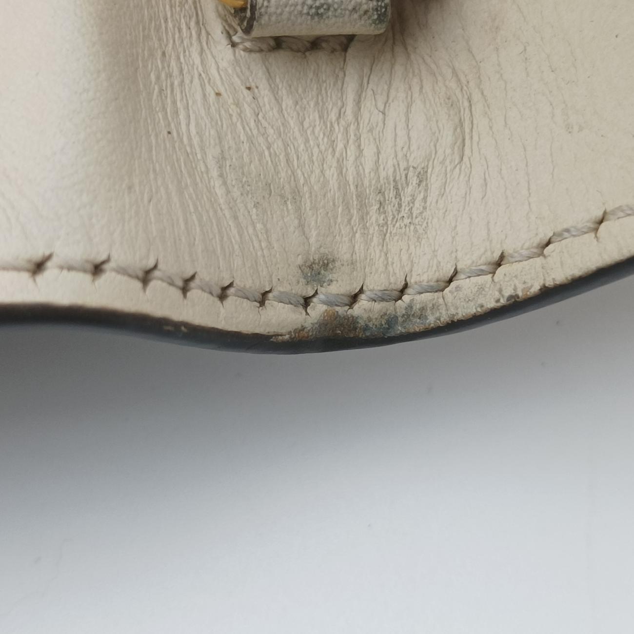 Pre-owned Gucci Sylvie Ivory x Navy x Red Leather 494646 shoulderbag | stylenewstar