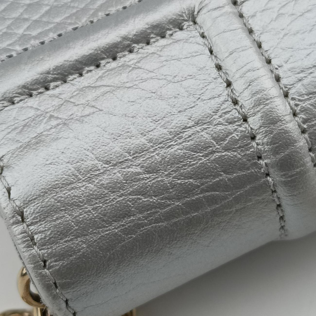 Secondhand Christian Dior Diorama Silver Leather  shoulderbag | stylenewstar