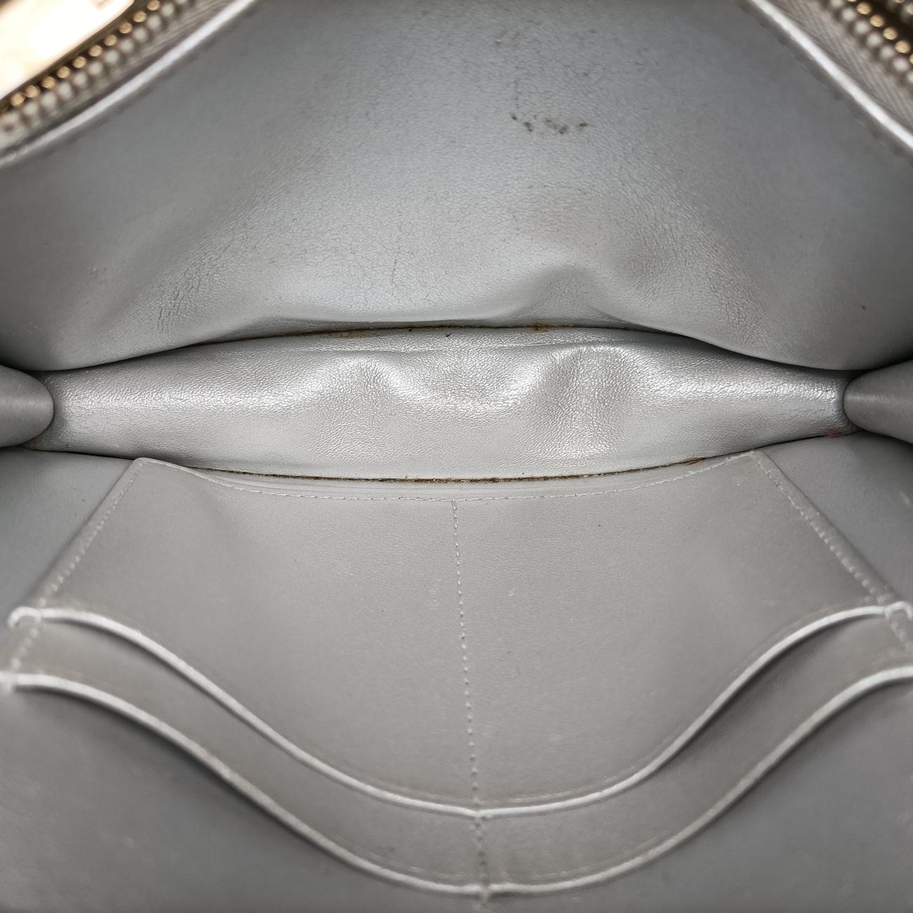 Secondhand Christian Dior Diorama Silver Leather  shoulderbag | stylenewstar