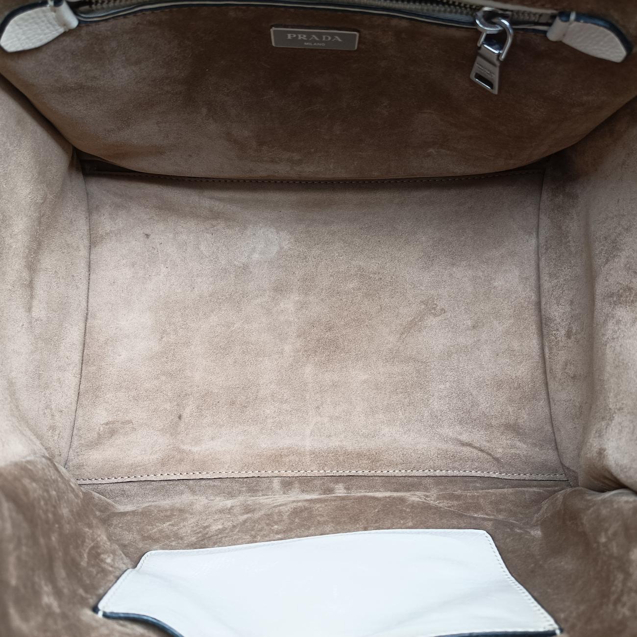 Pre-owned Prada Twin Pocket Double Zip Tote Beige Leather BN2619 shoulderbag | stylenewstar