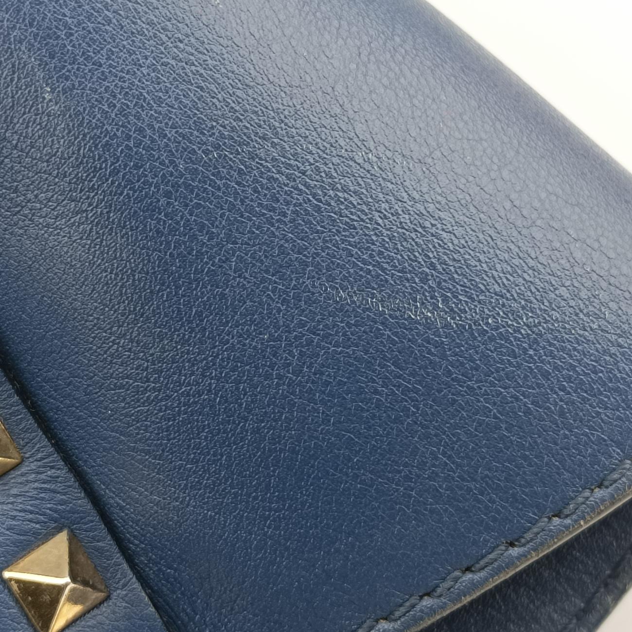 Pre-owned Valentino ROCKSTUD Blue Leather  shoulderbag | stylenewstar