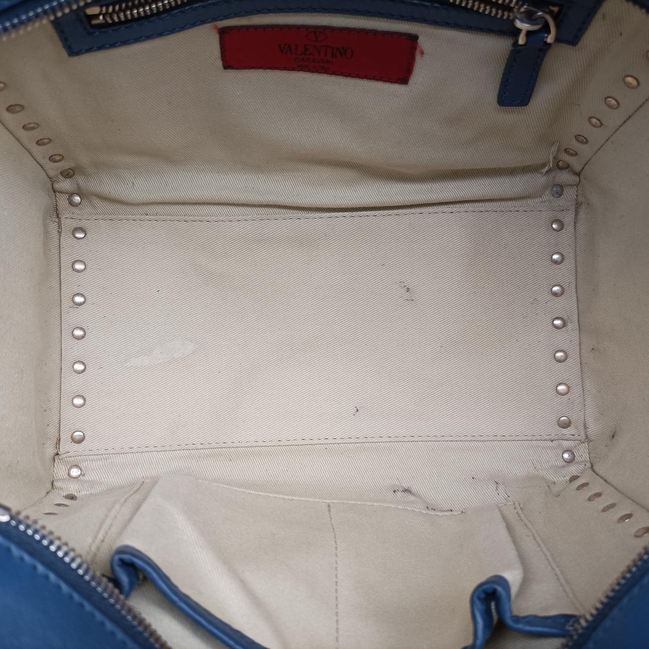 Pre-owned Valentino ROCKSTUD Blue Leather  shoulderbag | stylenewstar