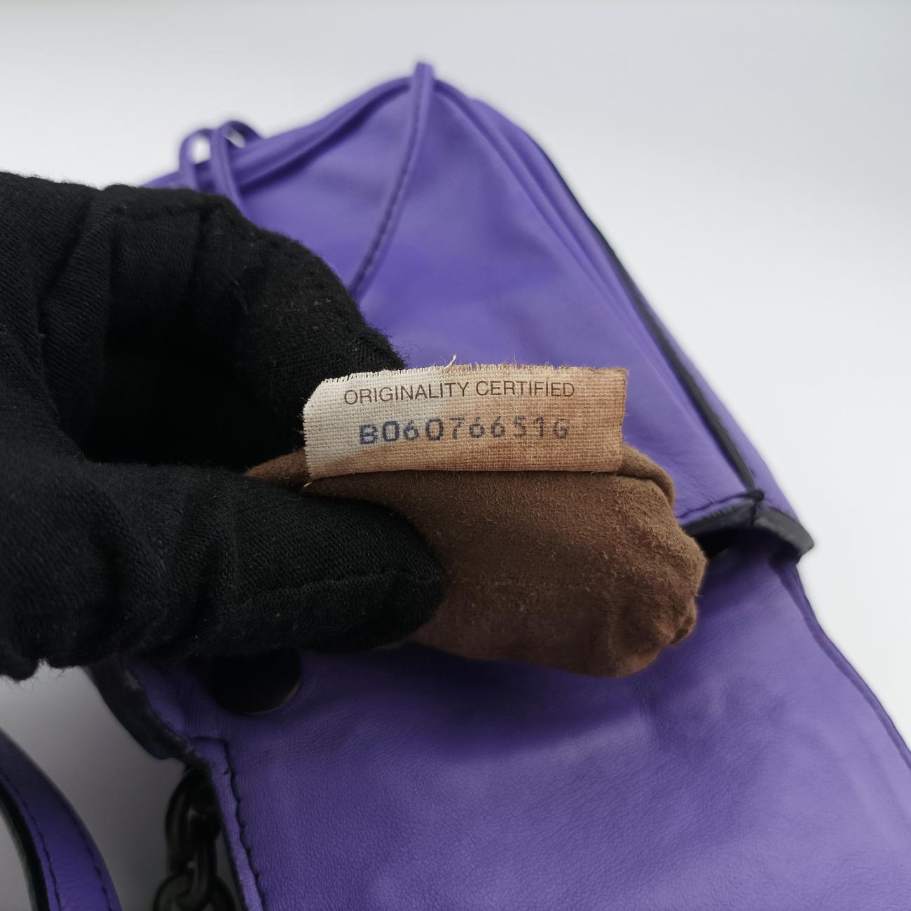 Pre-owned Bottega Veneta Clip Purple Lambskin  shoulderbag | stylenewstar