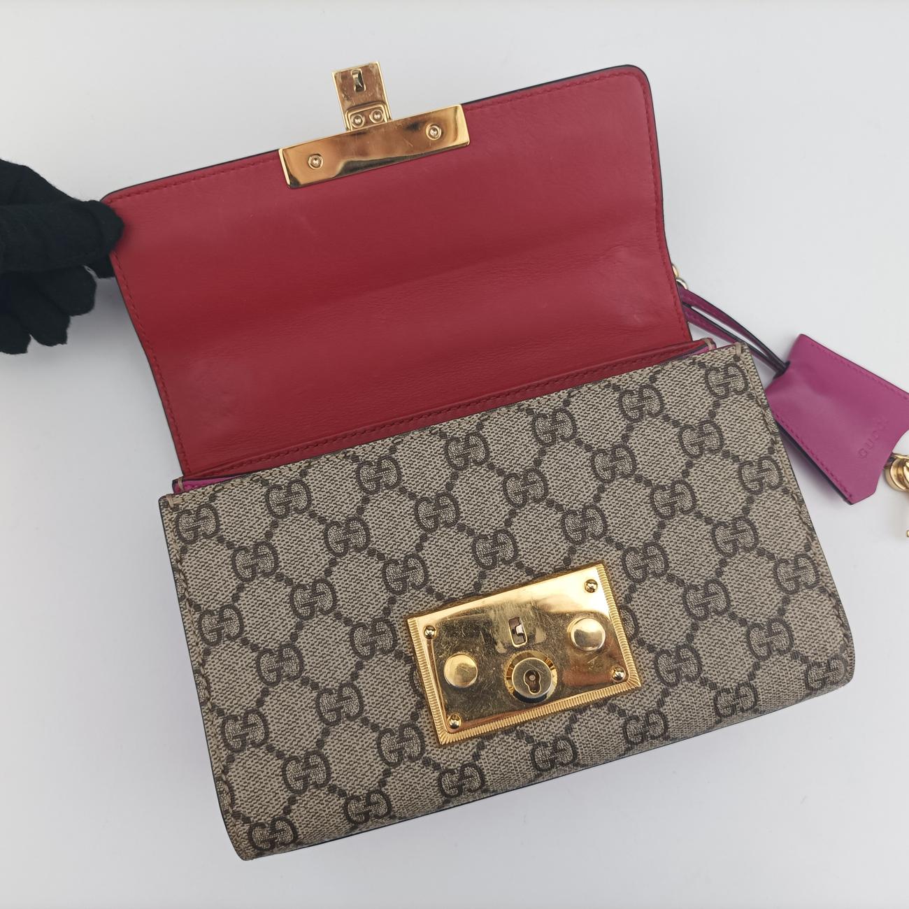 Pre-owned Gucci Padlock beige×red×pink PVC coated canvas 409487 shoulderbag | stylenewstar
