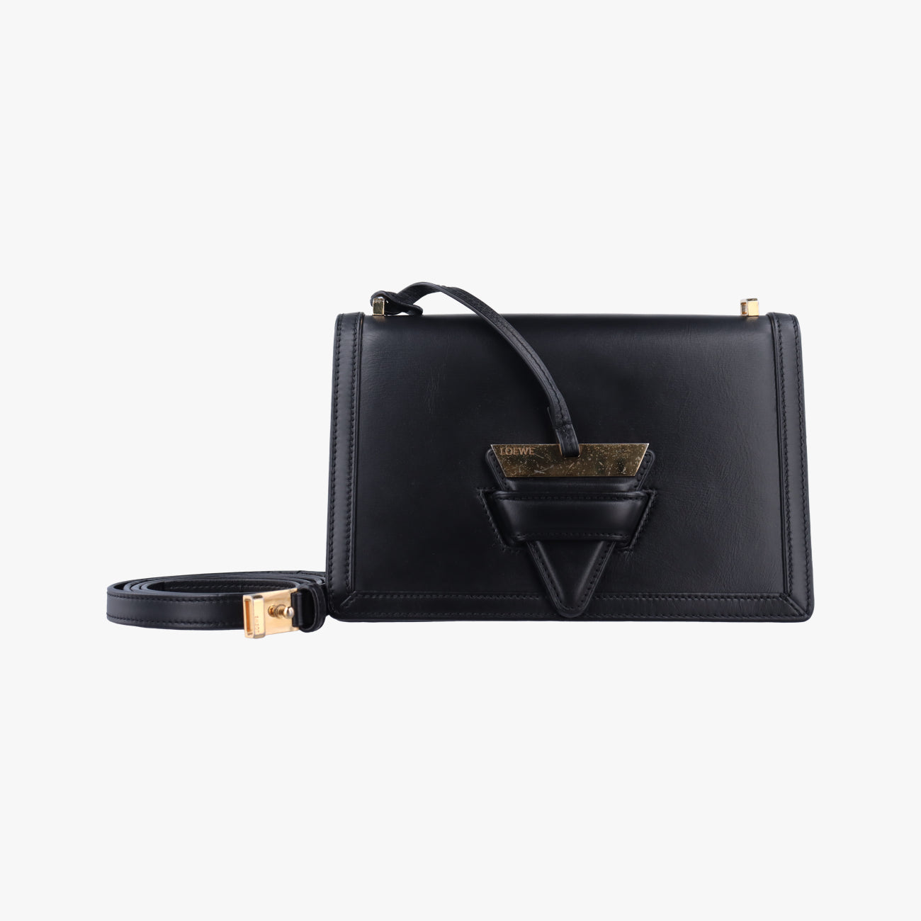 Pre-owned Loewe Barcelona Black Leather  shoulderbag | stylenewstar