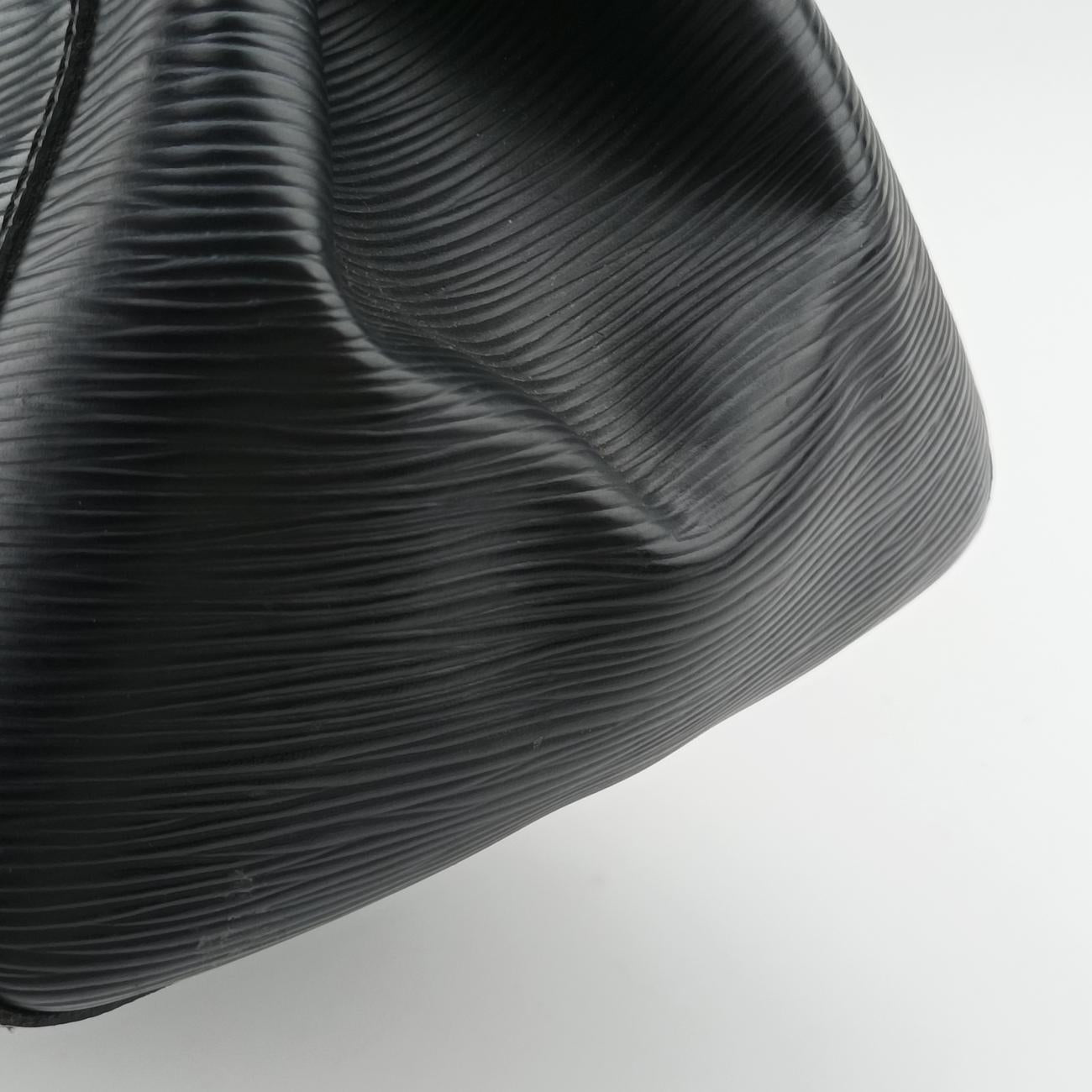 Pre-owned Louis Vuitton Marly MM Noir epi M94612 handbag | stylenewstar