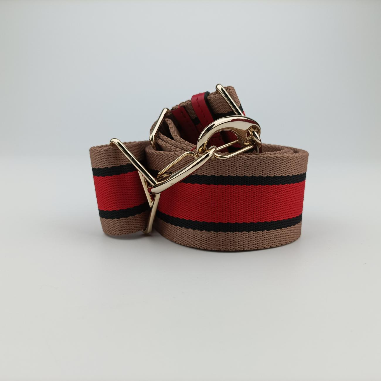 Pre-owned VERSACE La Medusa Red Leather  shoulderbag | stylenewstar