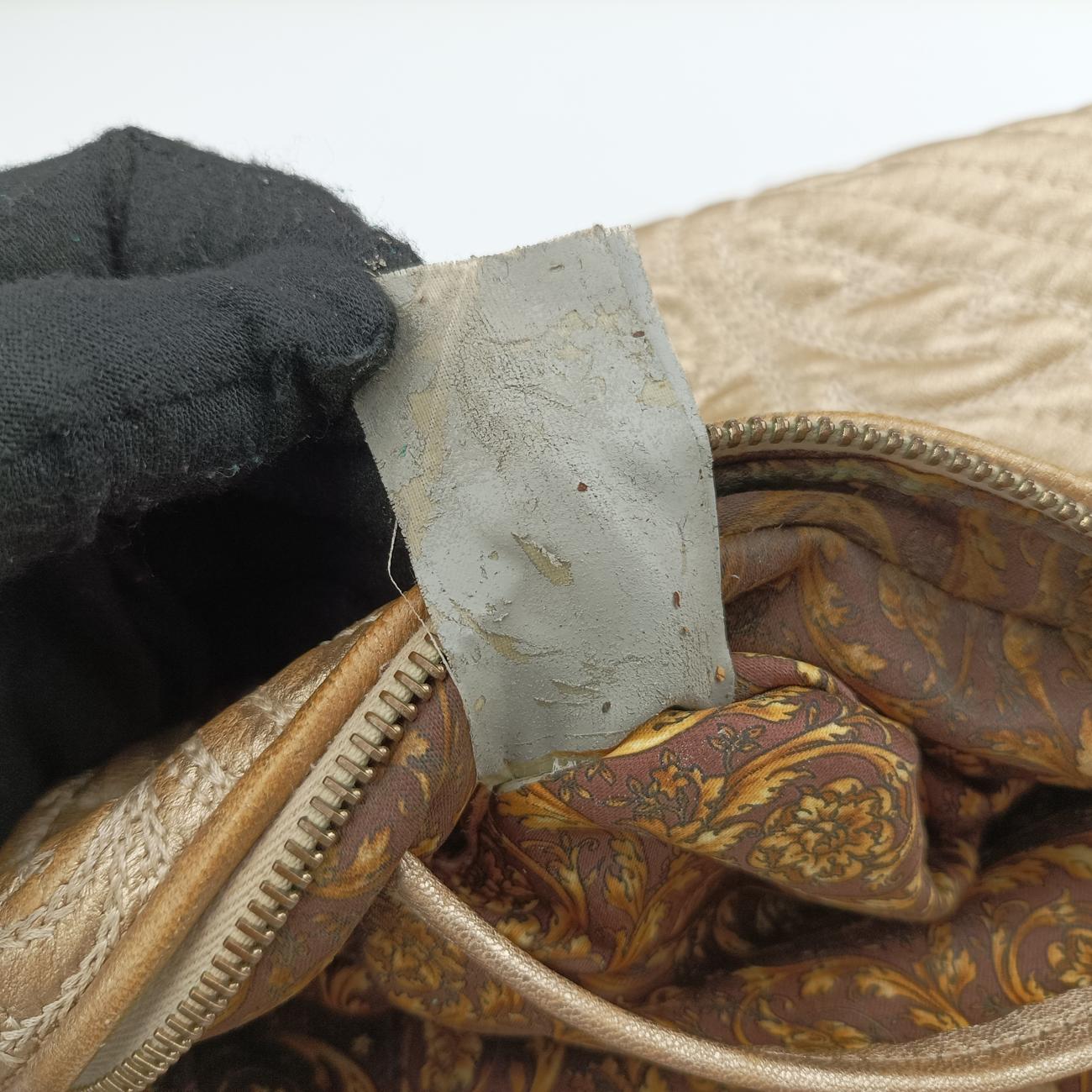 Pre-owned VERSACE Medusa Charm Vanitas Golden Leather  shoulderbag | stylenewstar