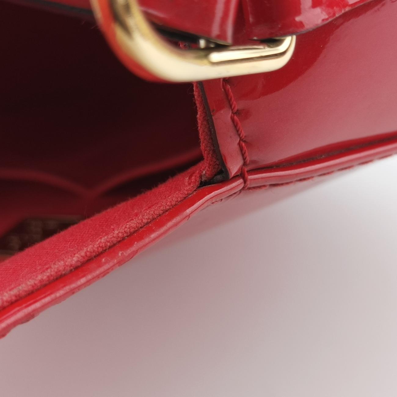 Pre-owned Louis Vuitton PASADENA CERISE Vernis M90944 shoulderbag | stylenewstar