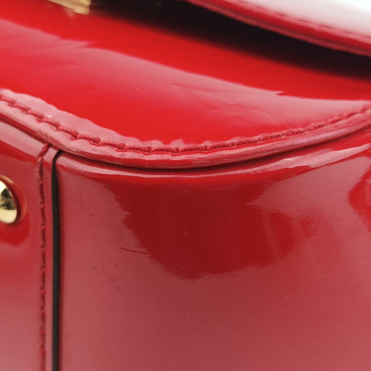 Pre-owned Louis Vuitton PASADENA CERISE Vernis M90944 shoulderbag | stylenewstar