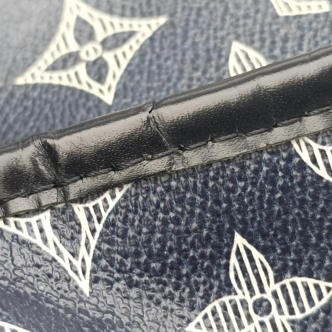 Pre-owned Louis Vuitton Messenger GM navy×multicolor Monogram Savane M43293 shoulderbag | stylenewstar