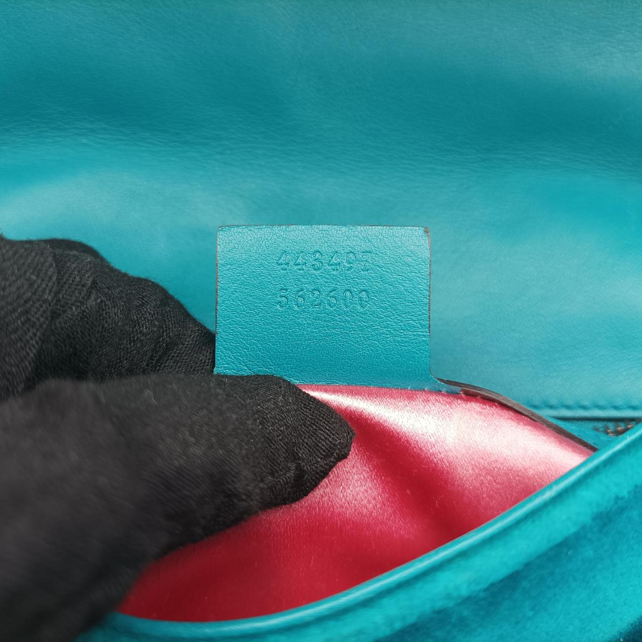 Pre-owned Gucci GG Marmont Blue velour 443497 shoulderbag | stylenewstar