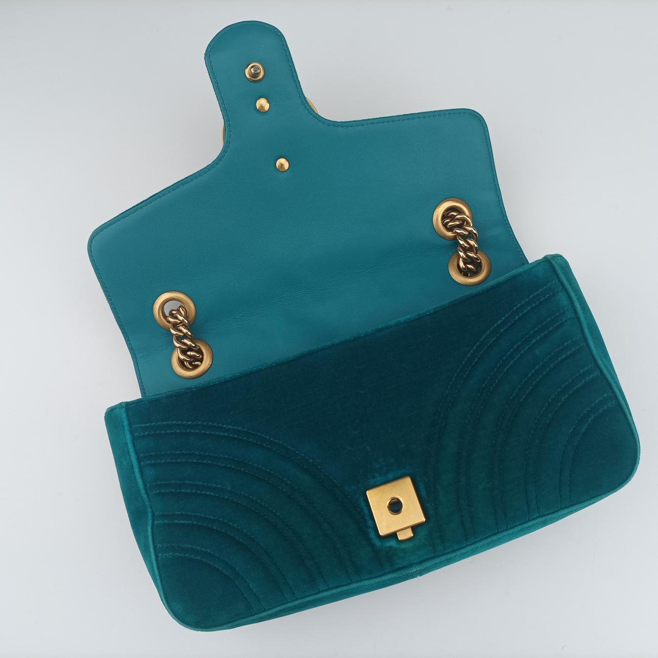 Pre-owned Gucci GG Marmont Blue velour 443497 shoulderbag | stylenewstar