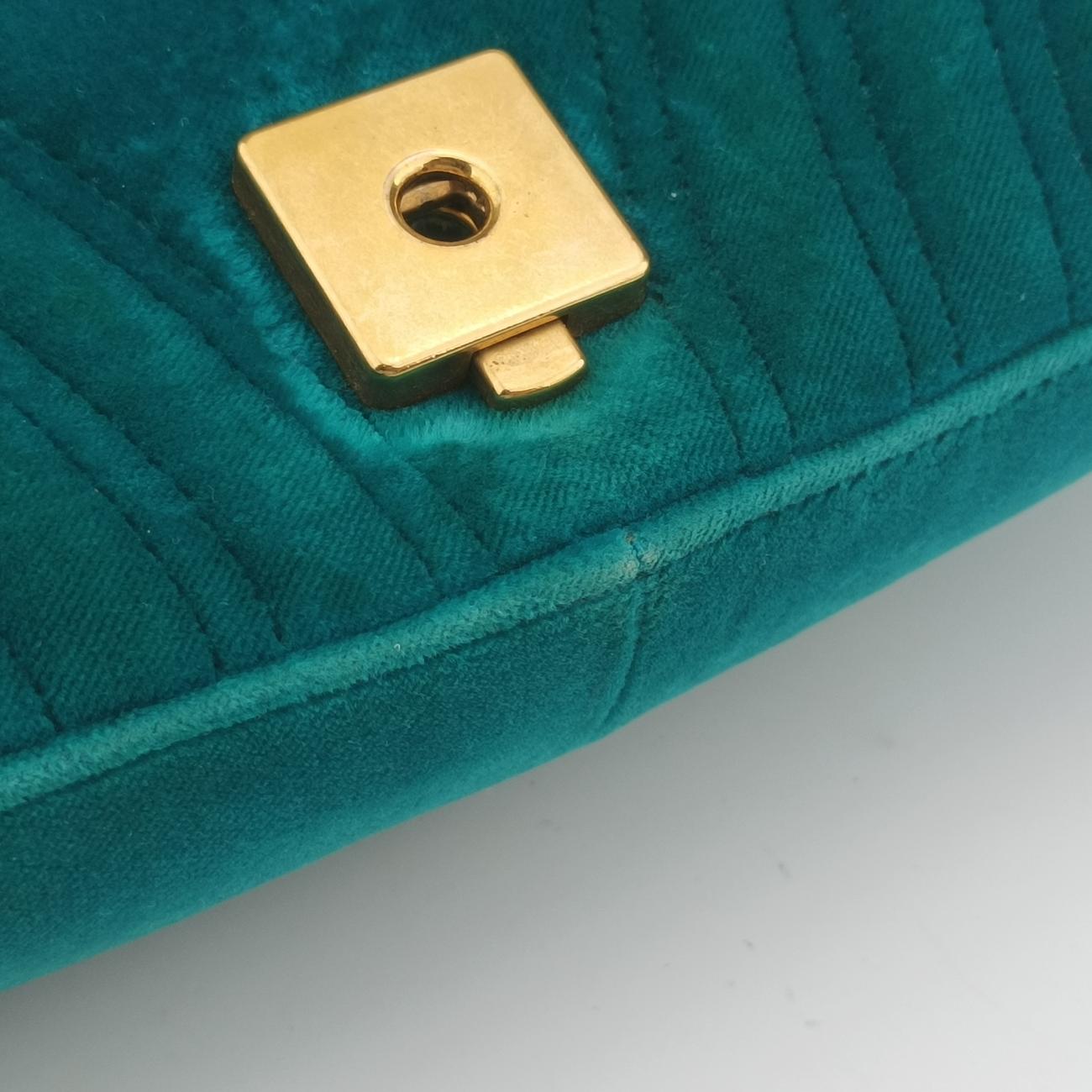 Pre-owned Gucci GG Marmont Blue velour 443497 shoulderbag | stylenewstar