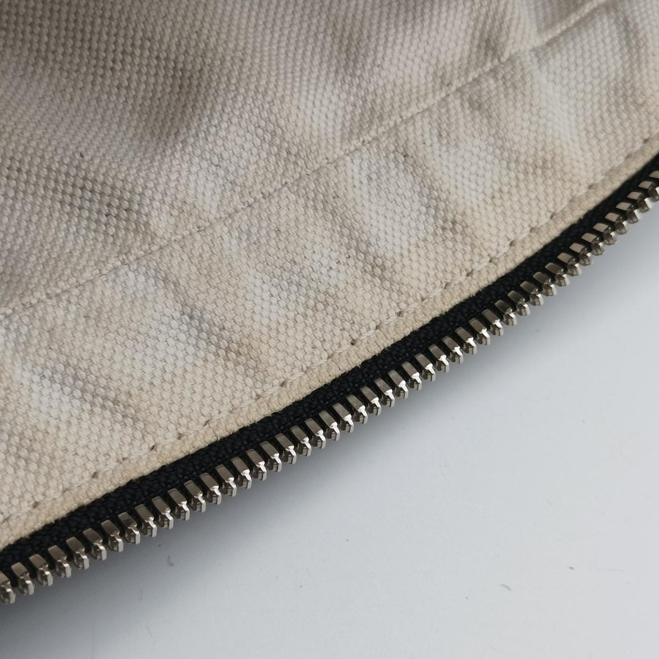 Pre-owned Gucci Soho Black Leather 359266 handbag | stylenewstar