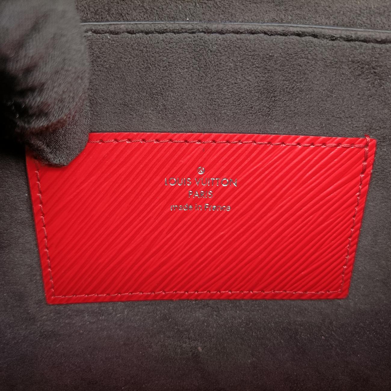 Pre-owned Louis Vuitton Twist MM Red Epi  shoulderbag | stylenewstar