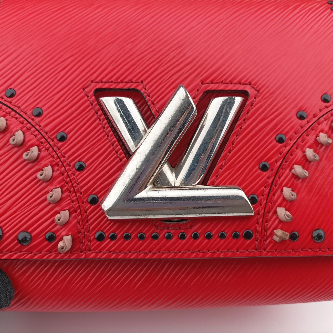 Pre-owned Louis Vuitton Twist MM Red Epi  shoulderbag | stylenewstar