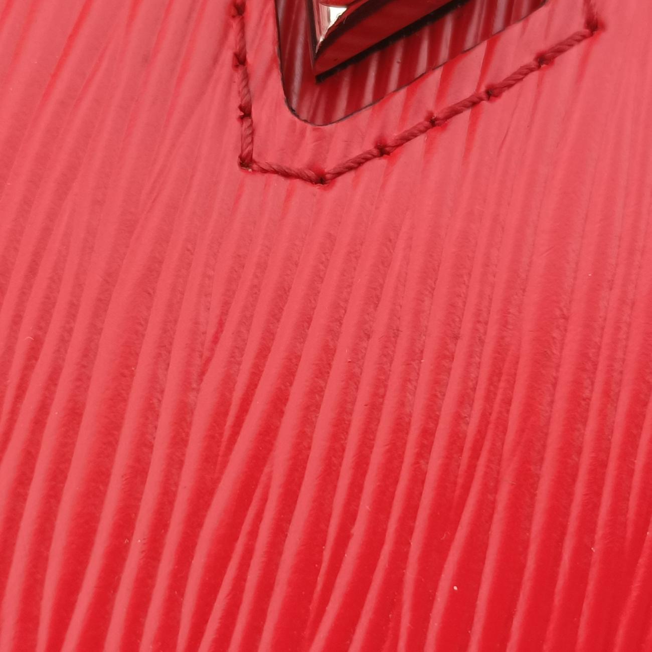 Pre-owned Louis Vuitton Twist MM Red Epi  shoulderbag | stylenewstar