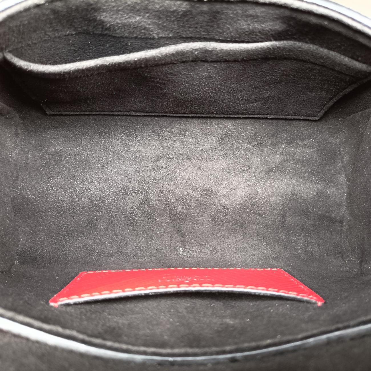 Pre-owned Louis Vuitton Twist MM Red Epi  shoulderbag | stylenewstar