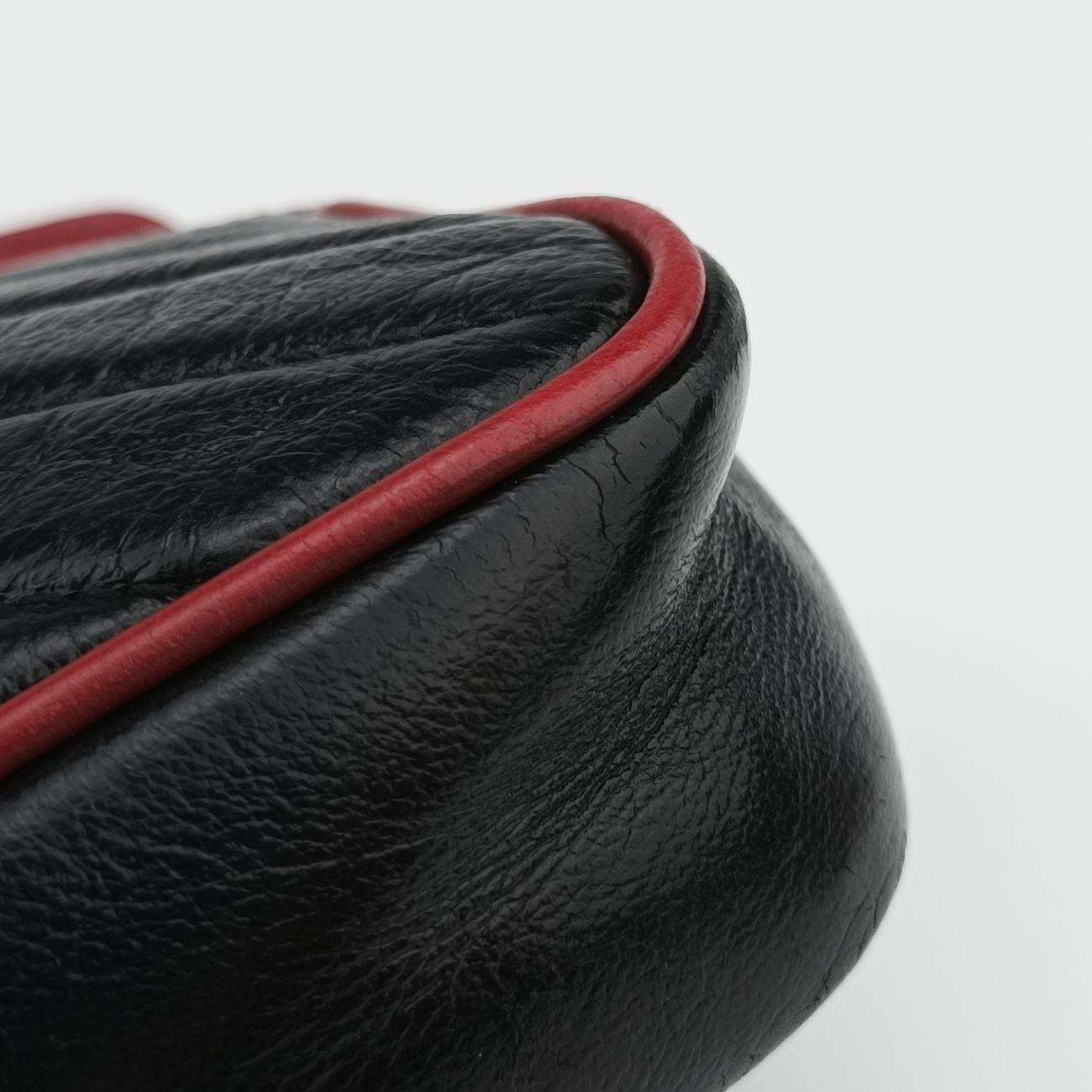 Secondhand Gucci GG Marmont Black×red Leather 574969 shoulderbag | stylenewstar