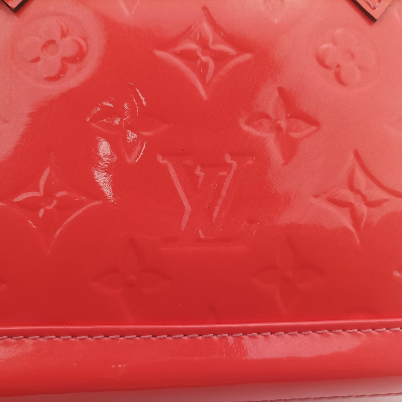 Pre-owned Louis Vuitton Alma BB ROSE LITCHI Vernis M90259 shoulderbag | stylenewstar