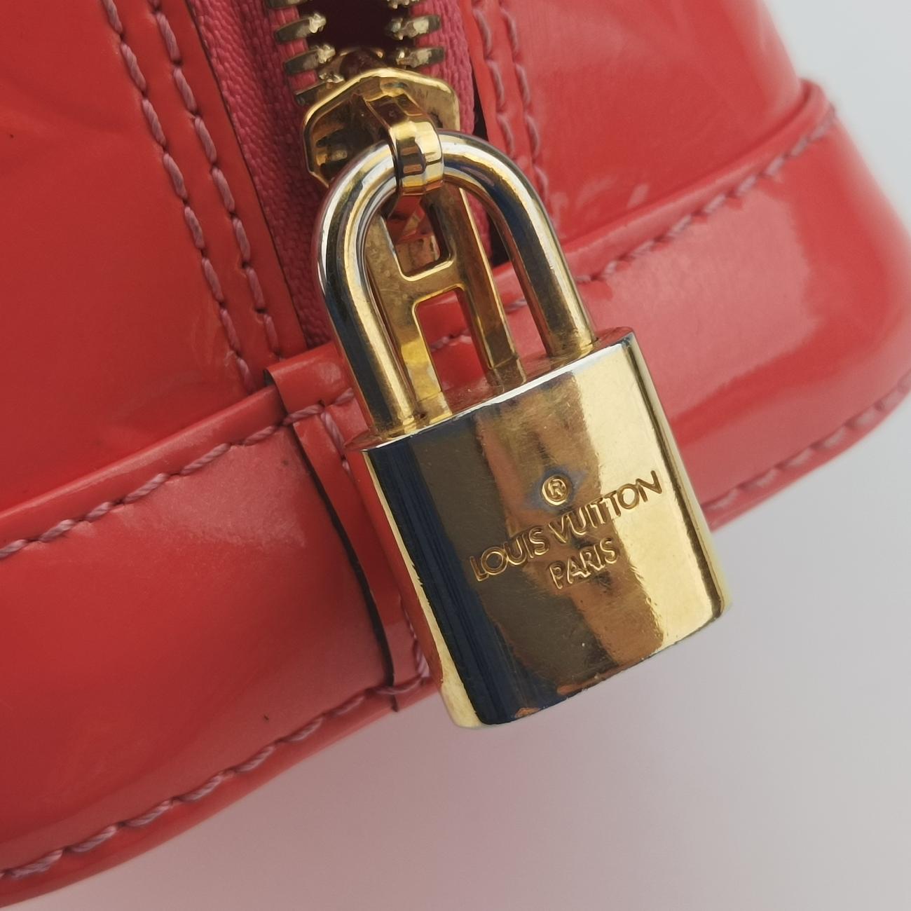 Pre-owned Louis Vuitton Alma BB ROSE LITCHI Vernis M90259 shoulderbag | stylenewstar