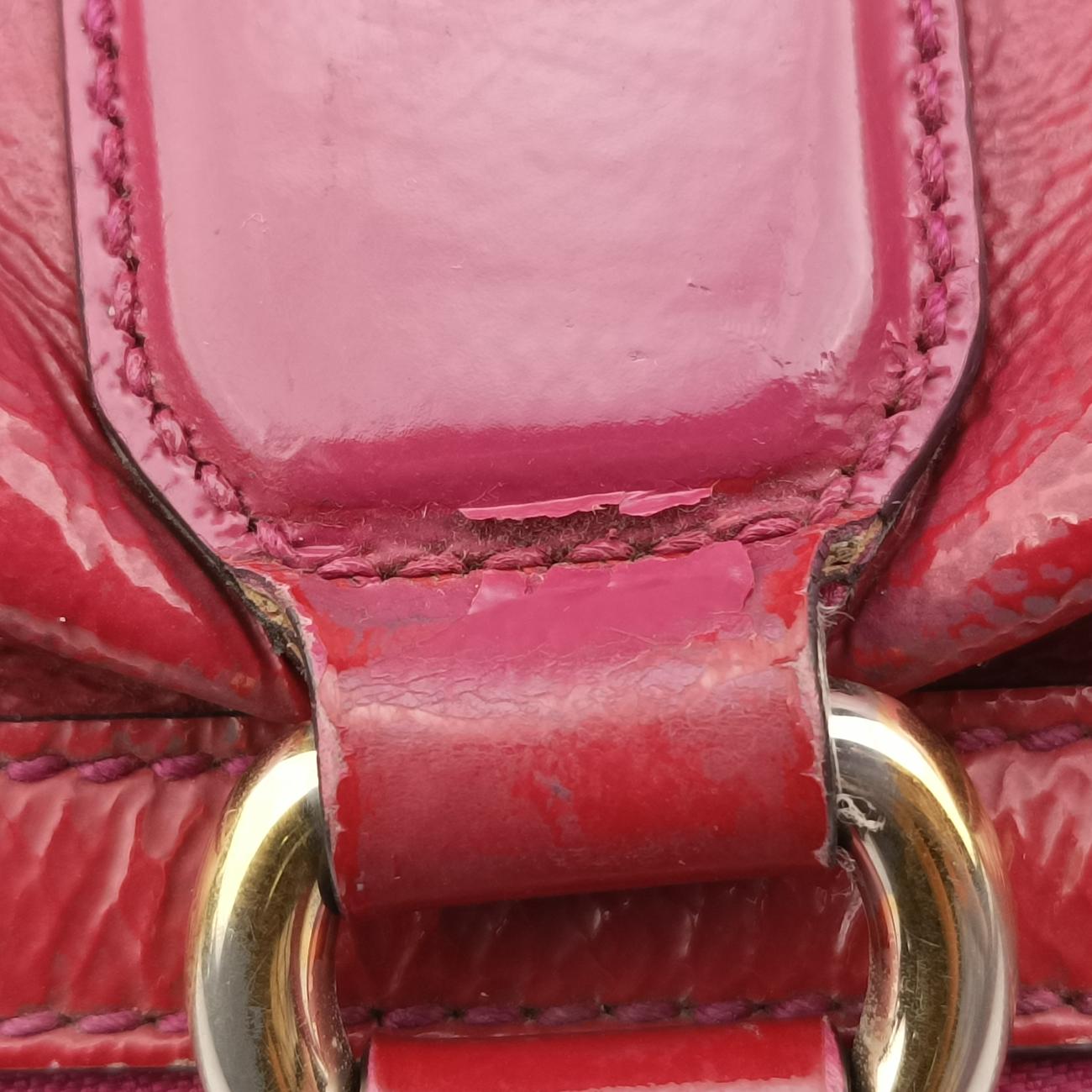 Pre-owned Gucci Soho Rose Patent 308362 shoulderbag | stylenewstar