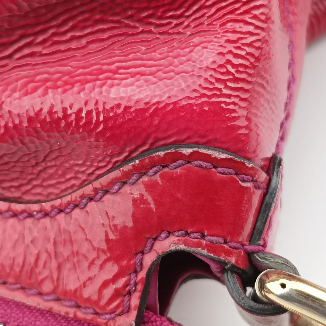 Pre-owned Gucci Soho Rose Patent 308362 shoulderbag | stylenewstar