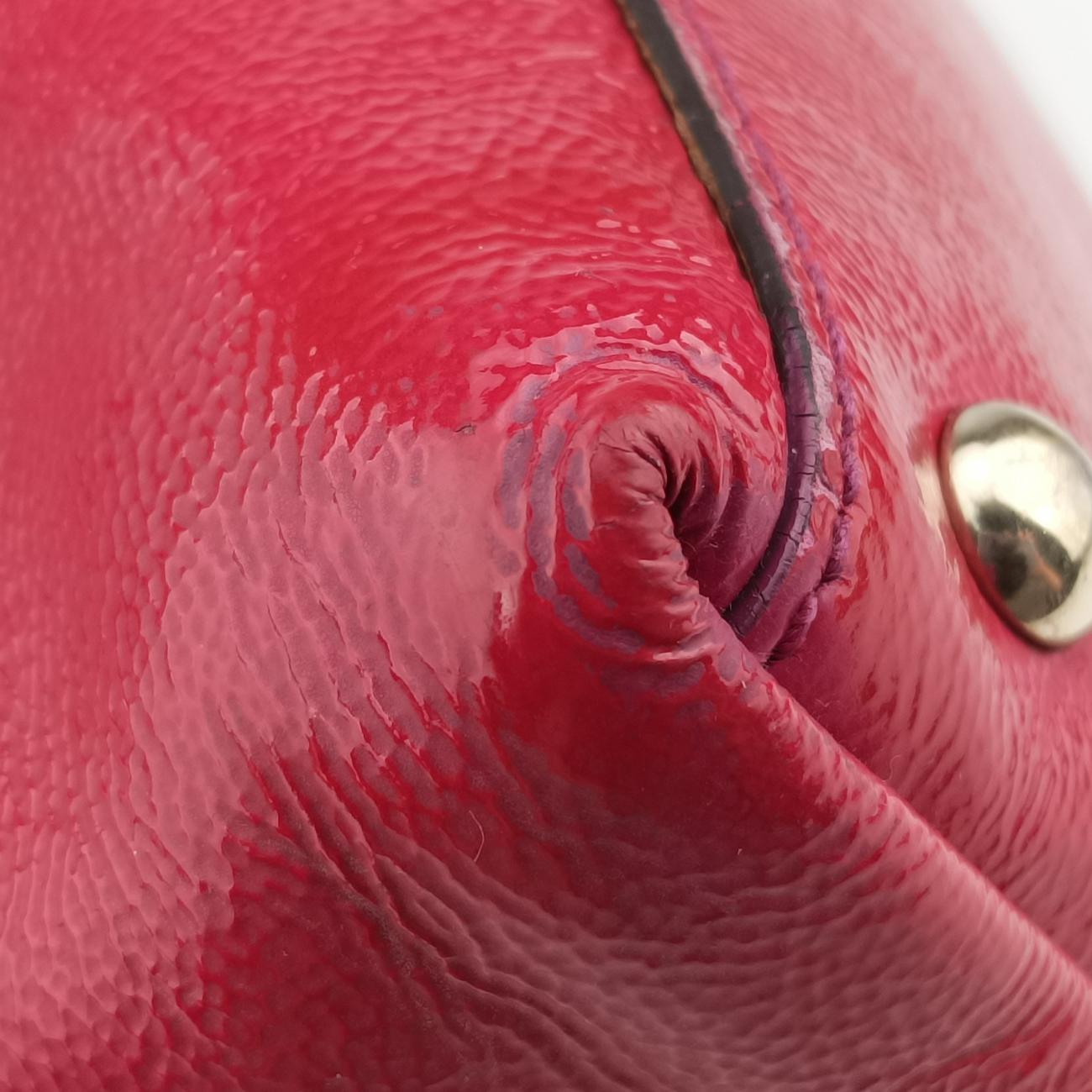 Pre-owned Gucci Soho Rose Patent 308362 shoulderbag | stylenewstar