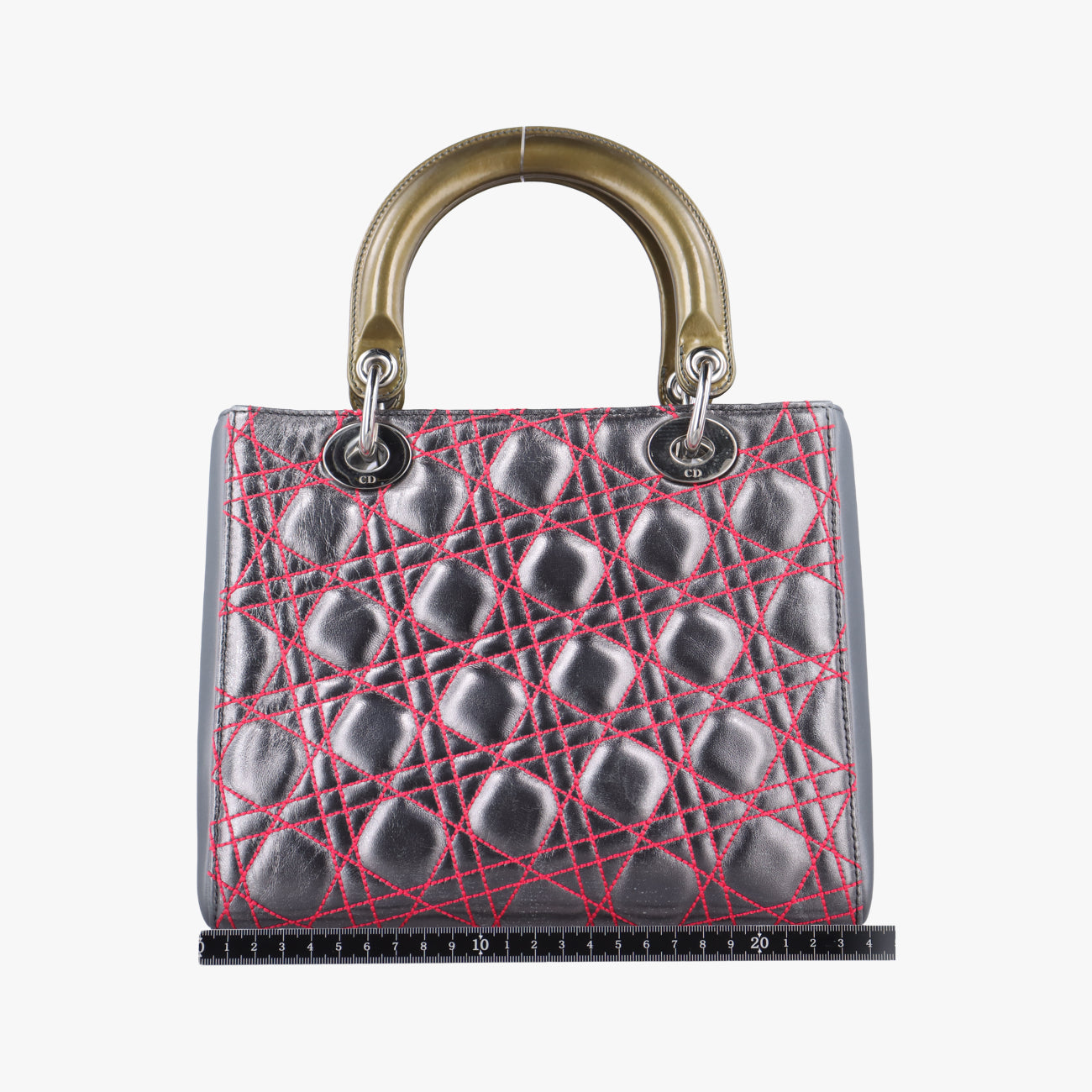 Pre-owned Christian Dior Lady Dior Silver x Golden x Pink lambskin  handbag | stylenewstar