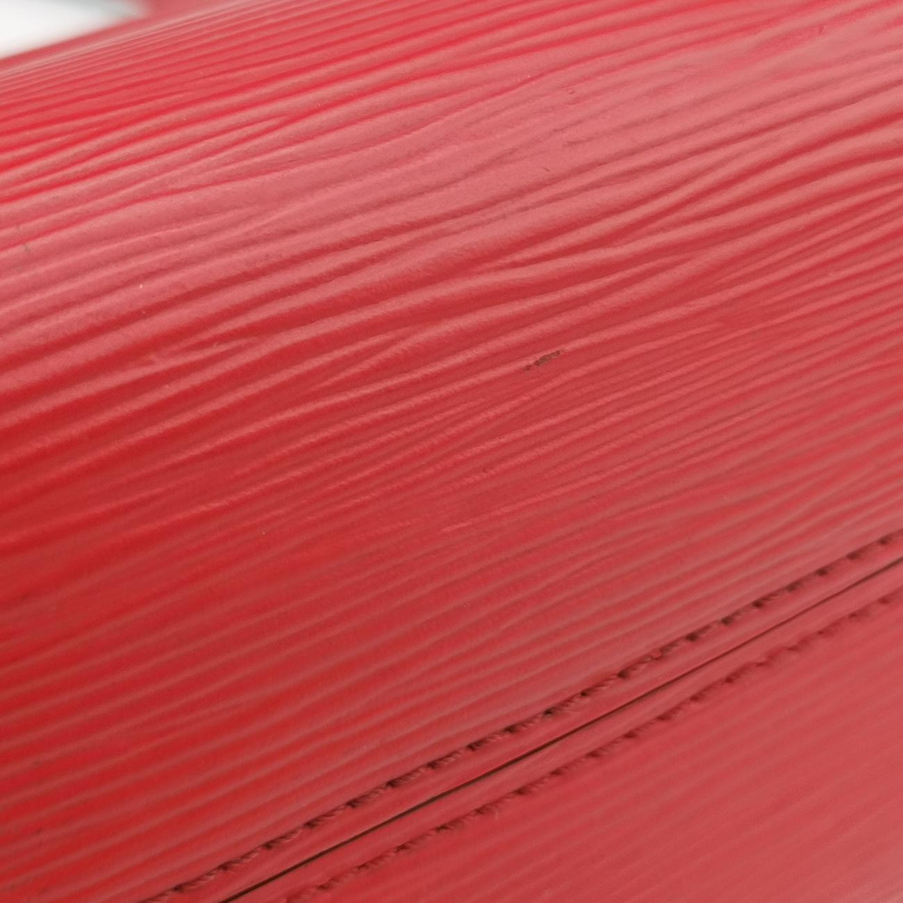 Vintage Louis Vuitton ClunyBB Red Epi M4205 shoulderbag | stylenewstar