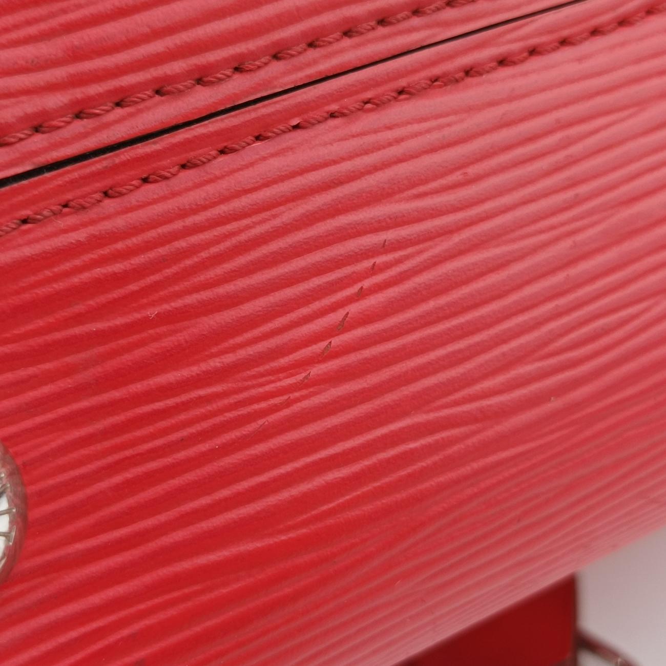 Vintage Louis Vuitton ClunyBB Red Epi M4205 shoulderbag | stylenewstar