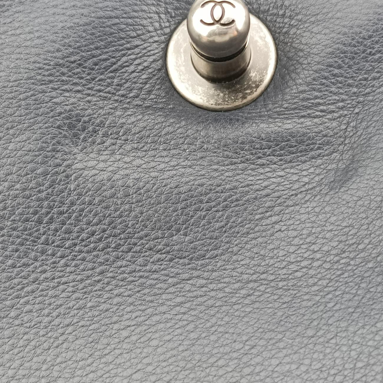 Pre-owned Chanel BOY CHANEL Navy Leather A67948 shoulderbag | stylenewstar