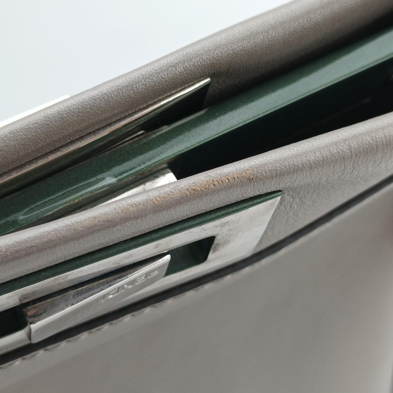 Pre-owned Fendi PEEKABOO Large Grey Leather 8BN210 shoulderbag | stylenewstar