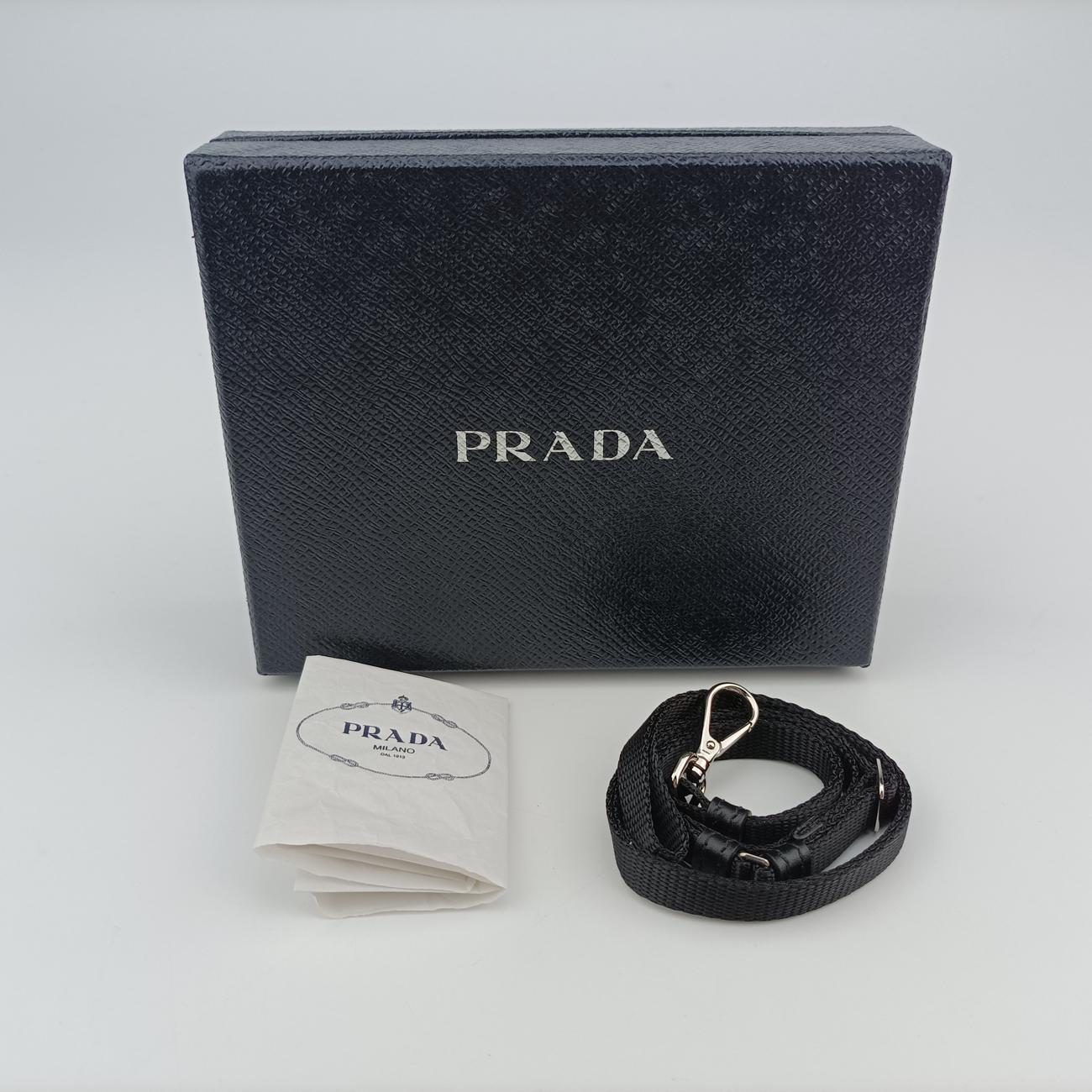 Pre-owned Prada Mini Pouch Coin Case Red×Black Nylon 1TT109 handbag | stylenewstar